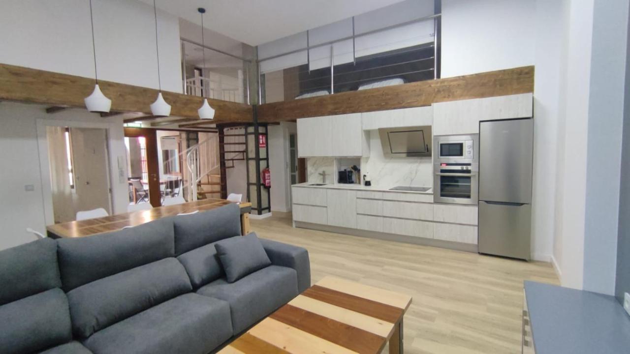 Vivienda Turistica Los Robles Tudela Exterior photo